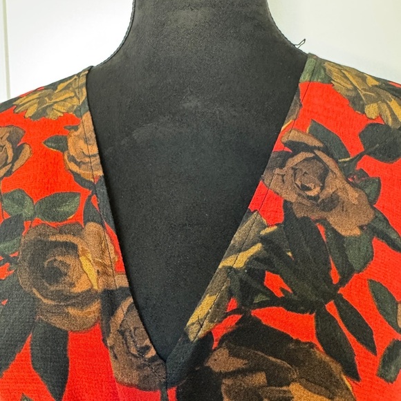 Topshop Floral Wrap Top Red - Picture 4 of 11